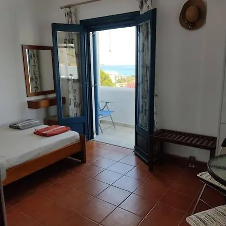 Peaceful Getaway For 2 - Amazing Sea View/sunbeds! Daire