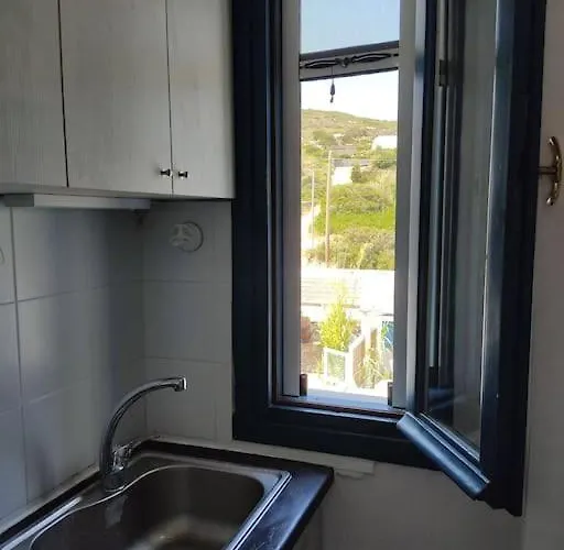 Appartamento Peaceful Getaway For 2 - Amazing Sea View/sunbeds! *